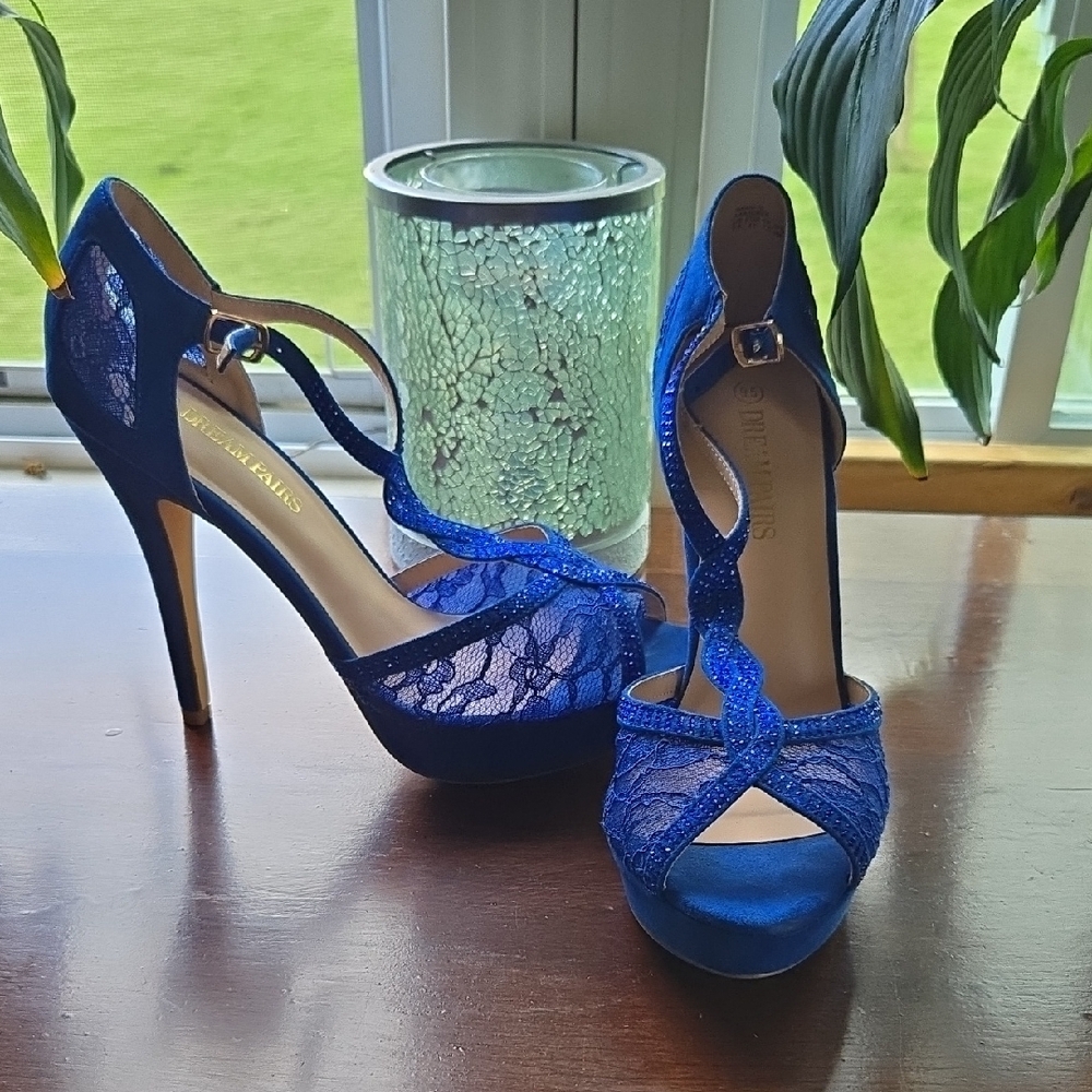 Size 9.5   DREANPAIRS